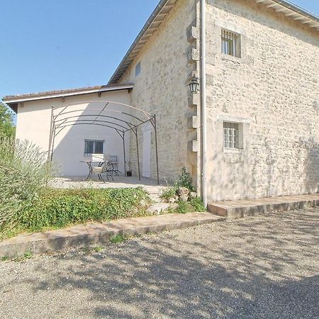 Bienvenue Chez Suzy Bed & Breakfast Saint-Quentin-de-Baron Exterior photo